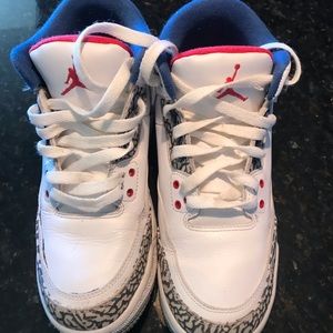 Jordan 3 true blue
